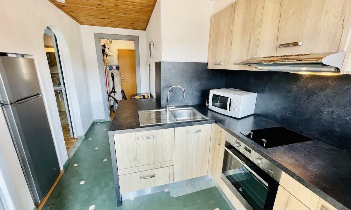 Photo of Kitchen in Forges-les-Bains