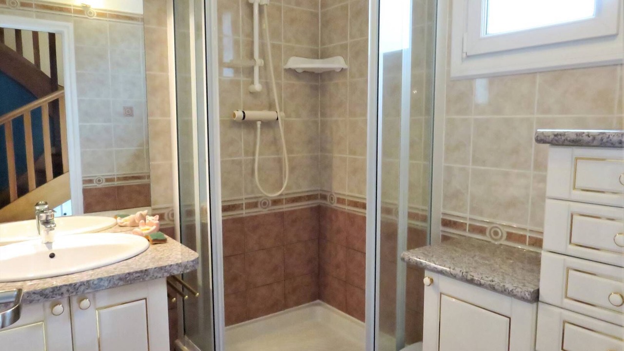Photo of Bathroom in Cite
