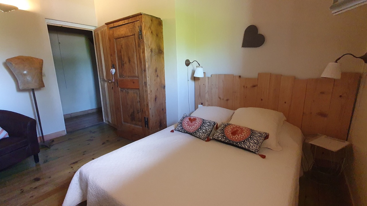 Photo of Bedroom in Vers-Pont-du-Gard