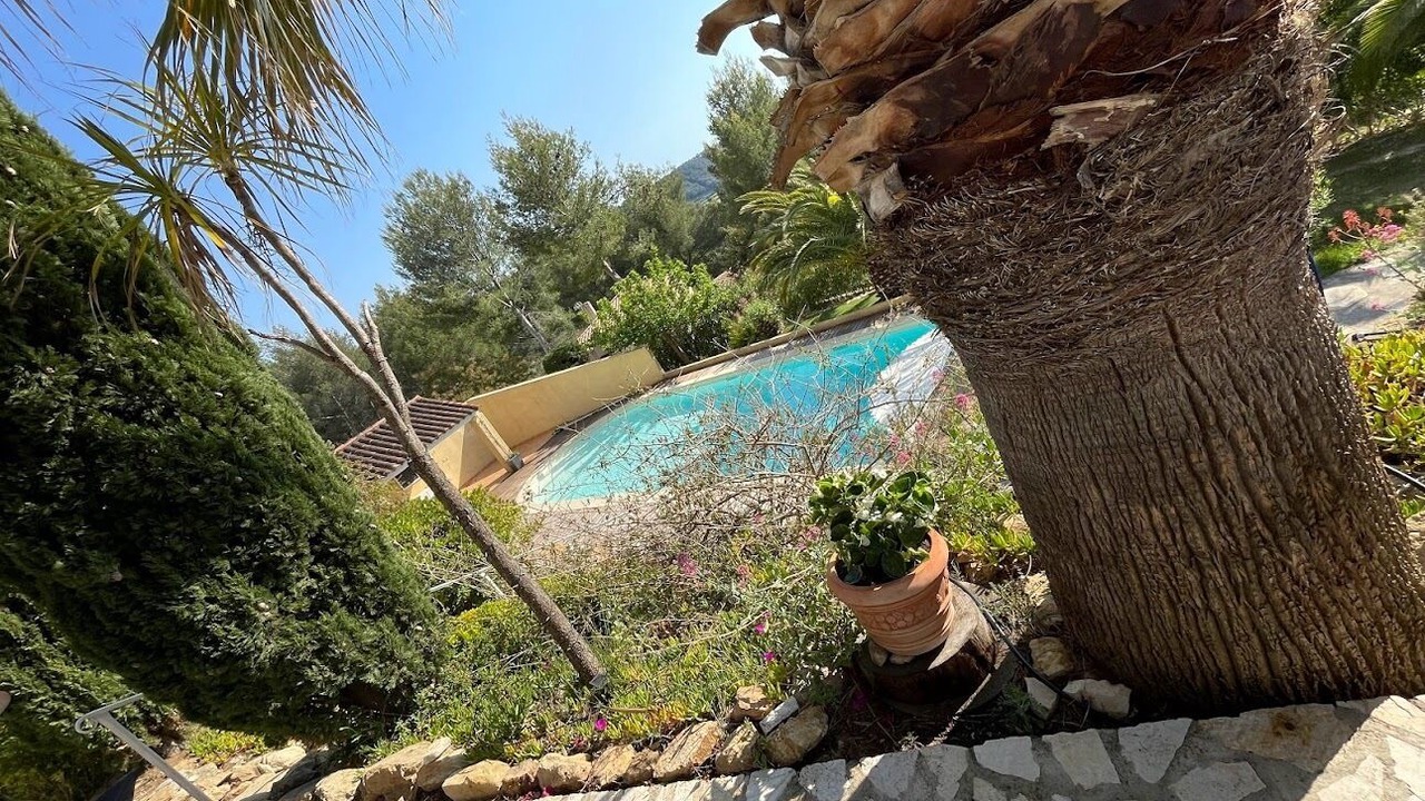 Photo of Outdoor in La Cadiere-d'Azur