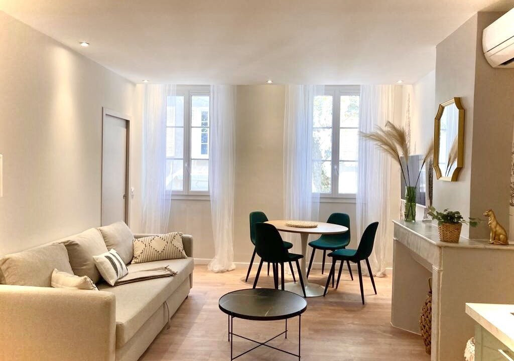 Photo of Livingroom in Collobrieres