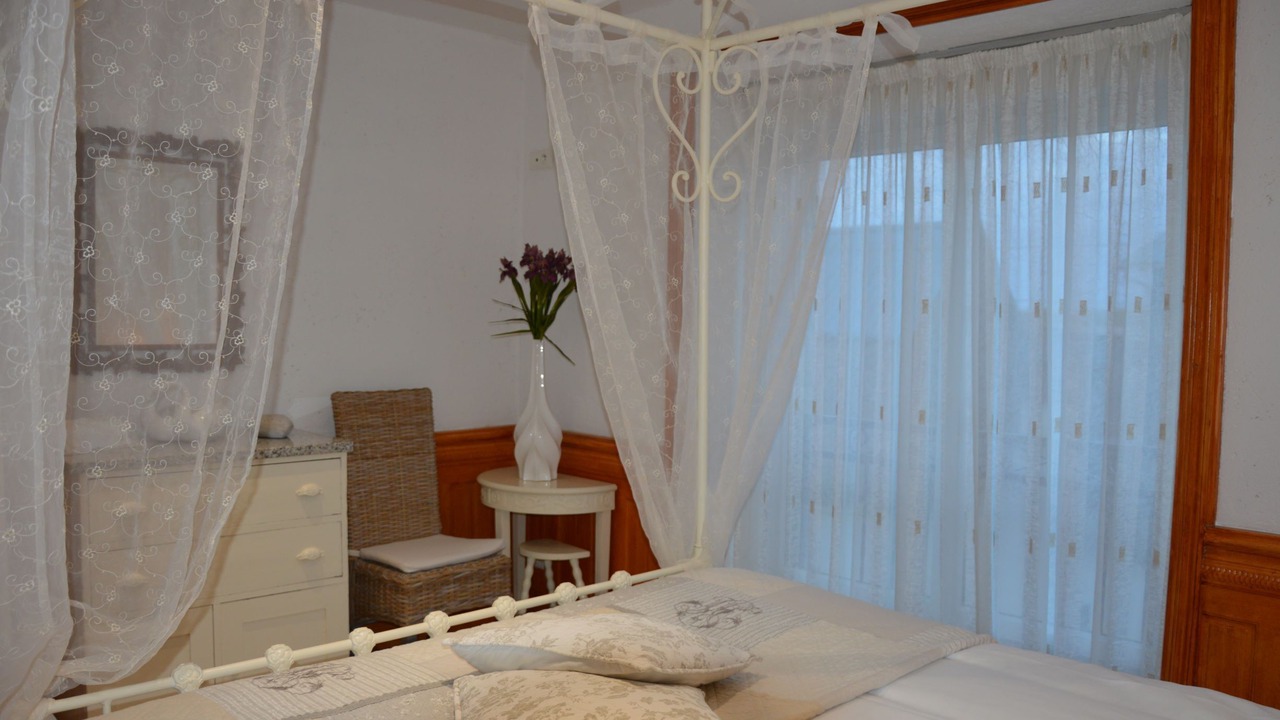 Photo of Bedroom in Plancoet