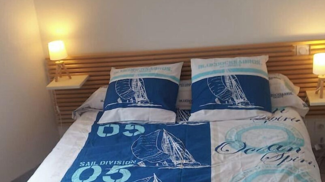 Photo of Bedroom in Cite