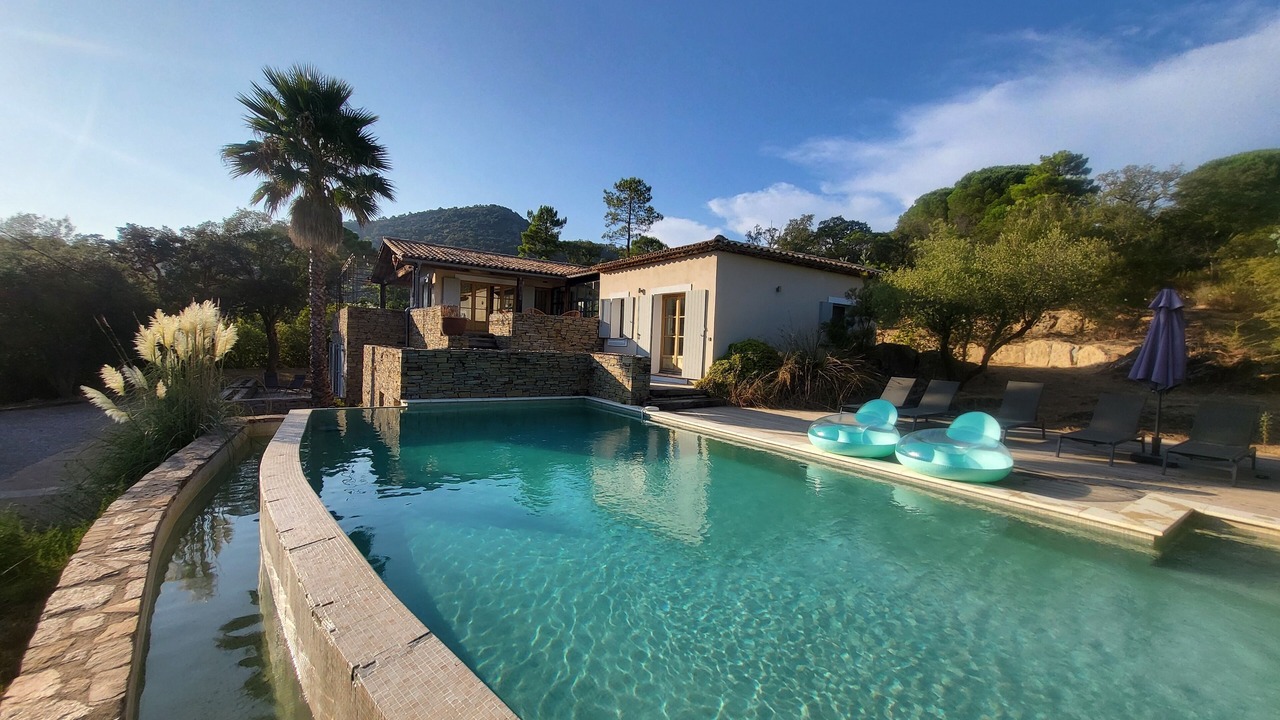 Photo of Outdoor in La Mole