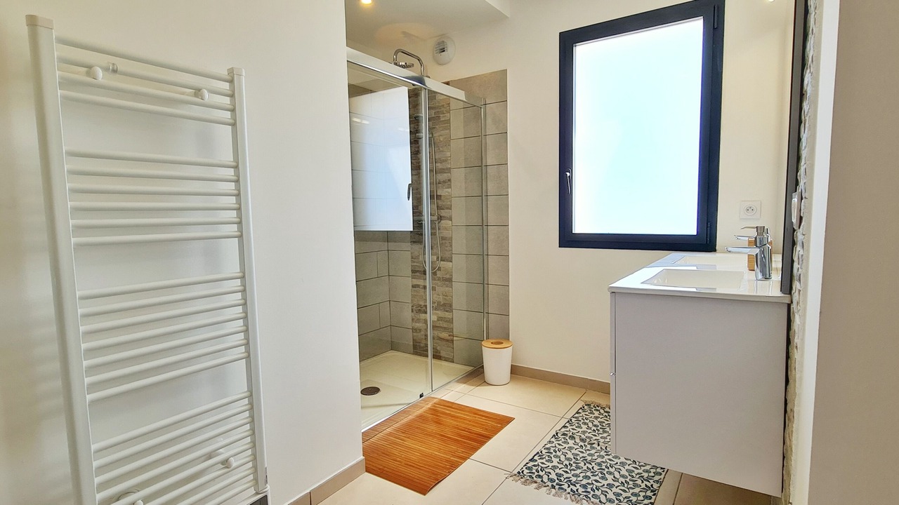 Photo of Bathroom in Figarella