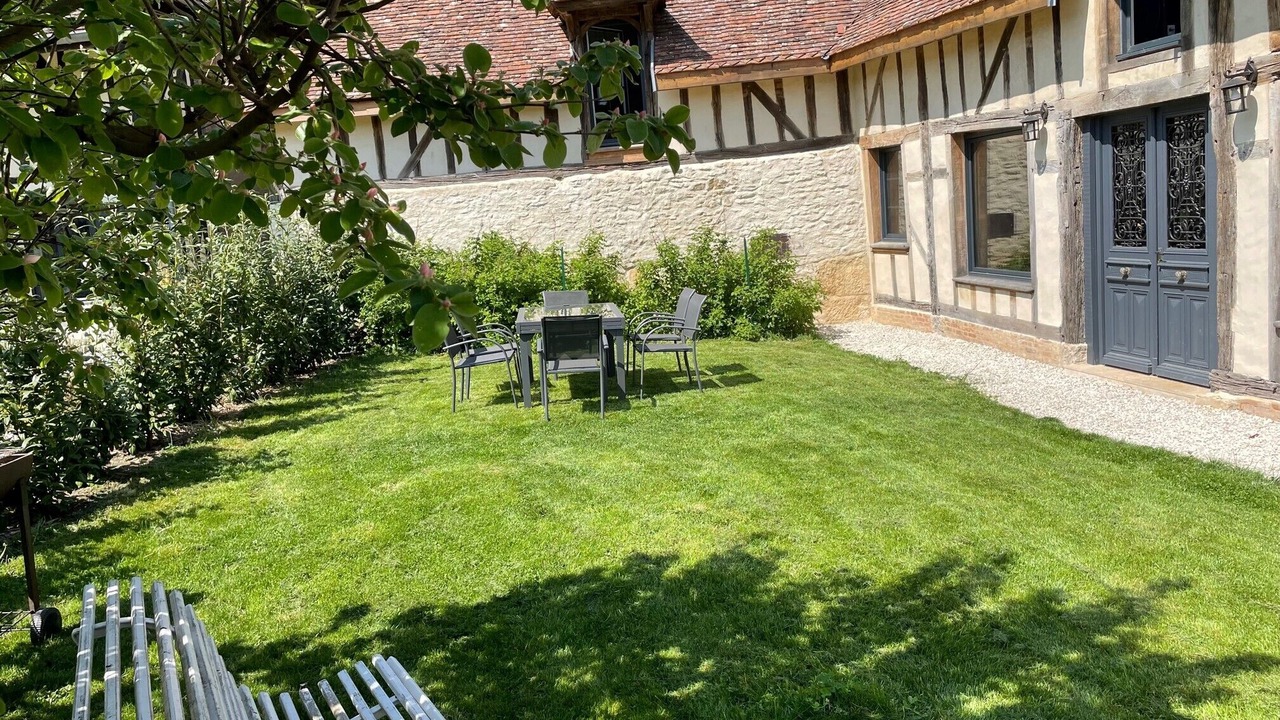 Photo of Outdoor in Montreuil-sur-Barse