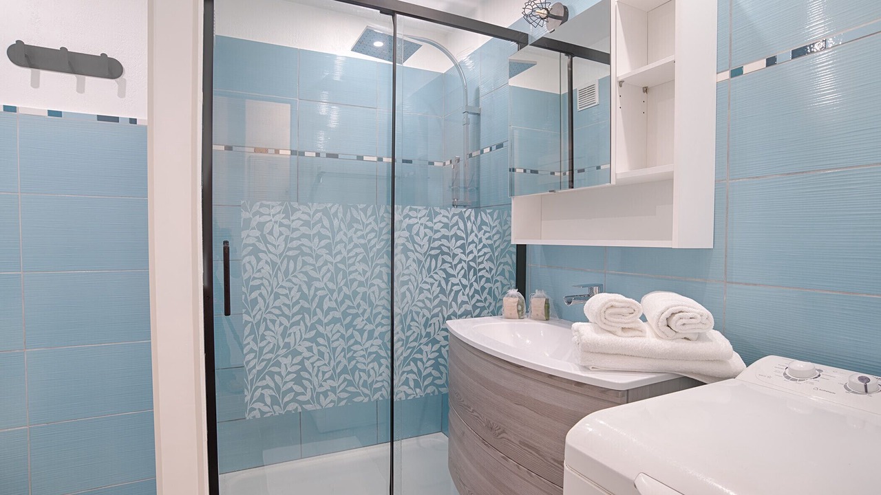 Photo of Bathroom in Carqueiranne