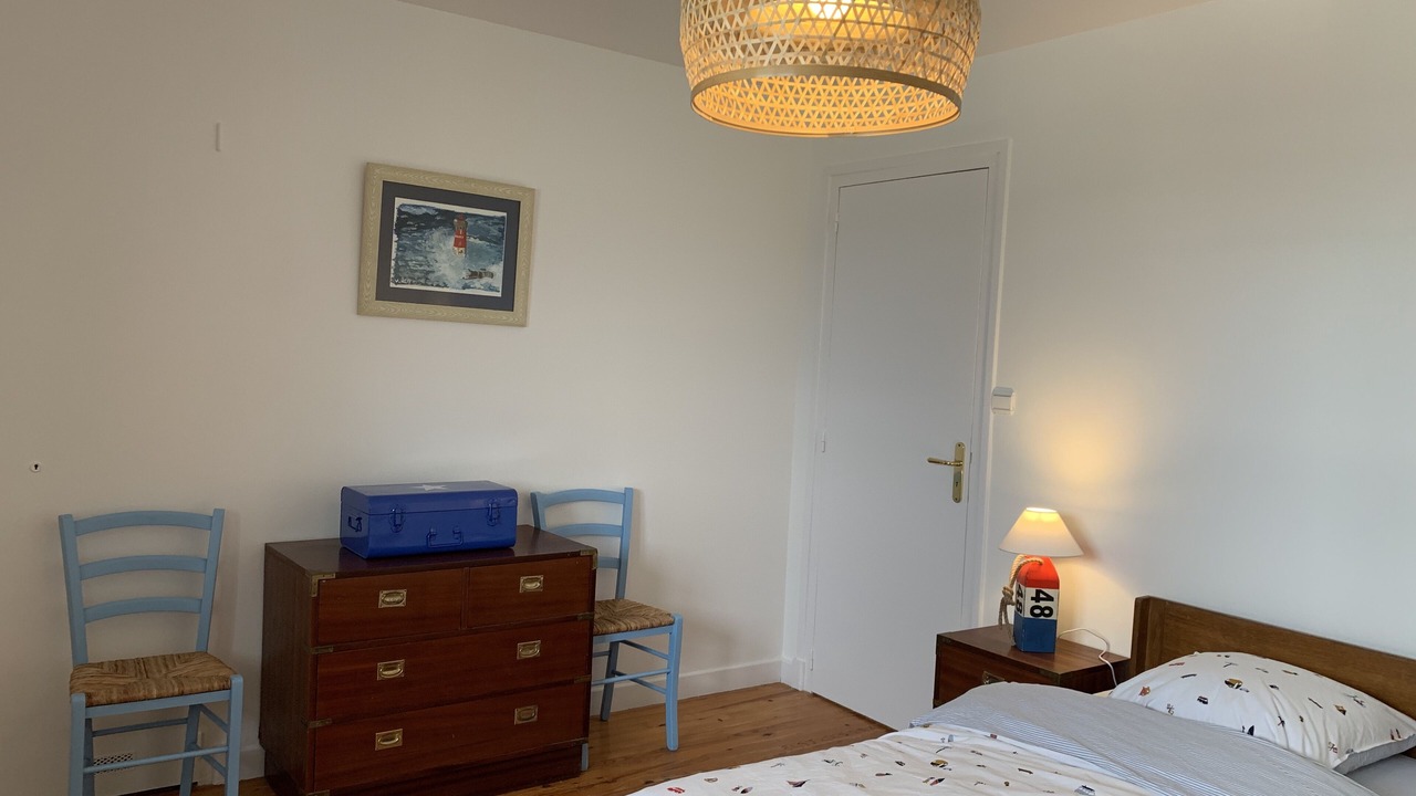 Photo of Bedroom in Saint-Michel-en-Greve