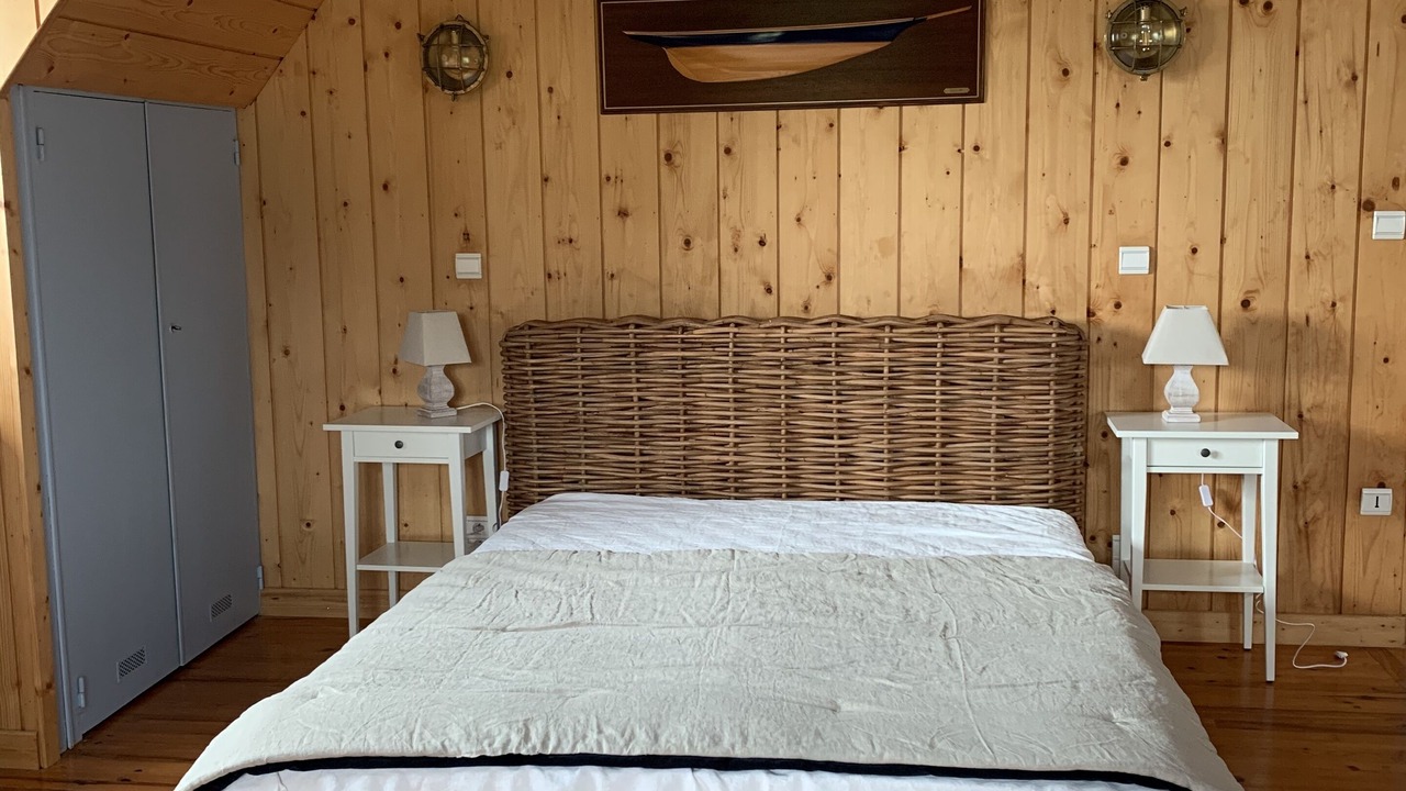 Photo of Bedroom in Saint-Michel-en-Greve