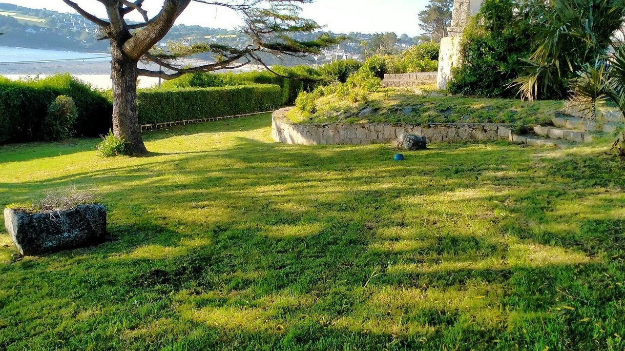 Photo of Outdoor in Saint-Michel-en-Greve
