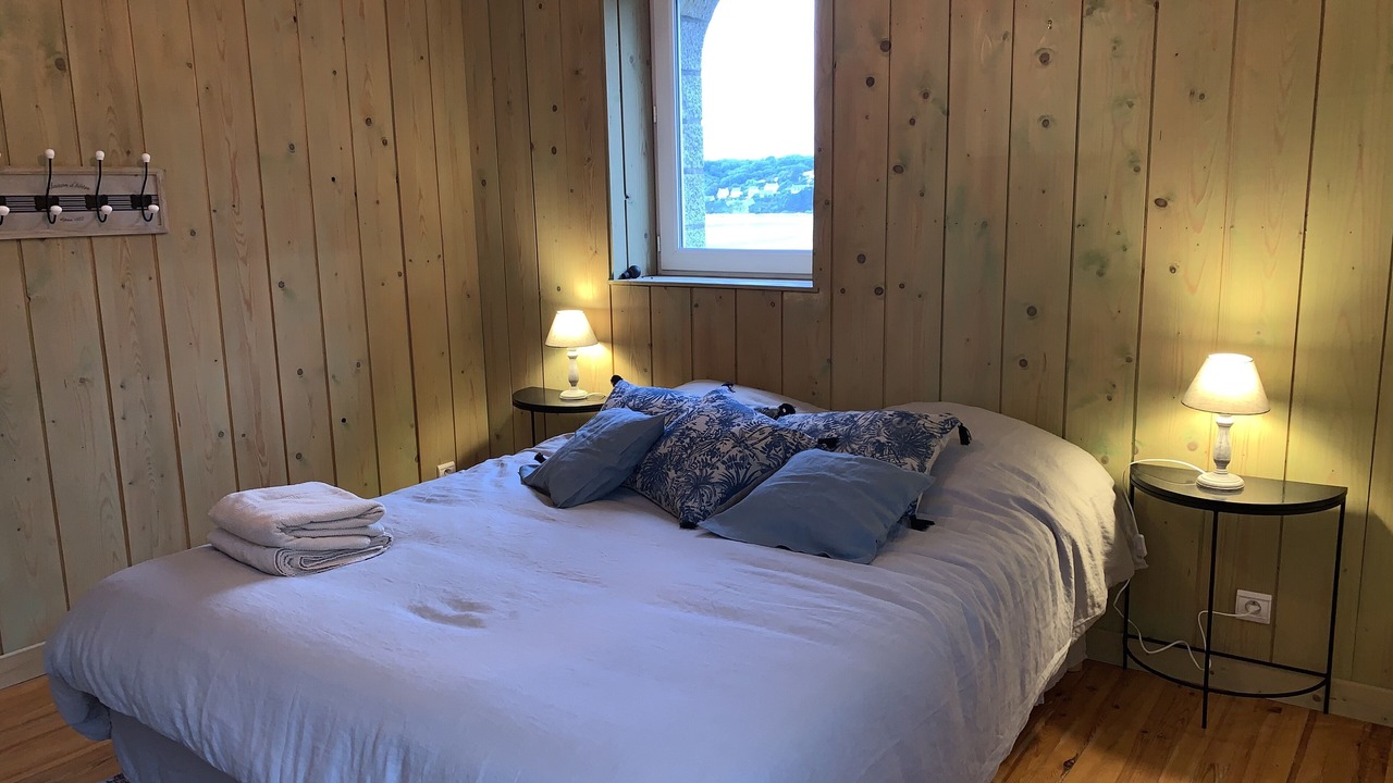Photo of Bedroom in Saint-Michel-en-Greve