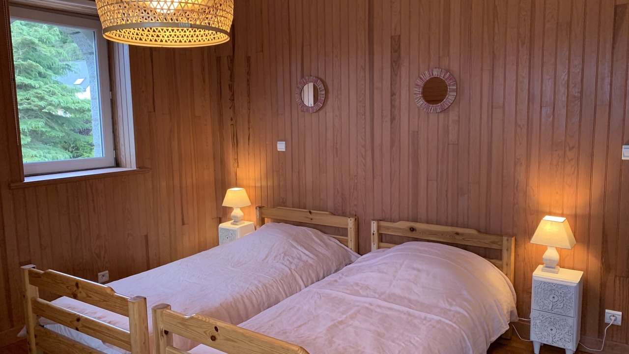 Photo of Bedroom in Saint-Michel-en-Greve