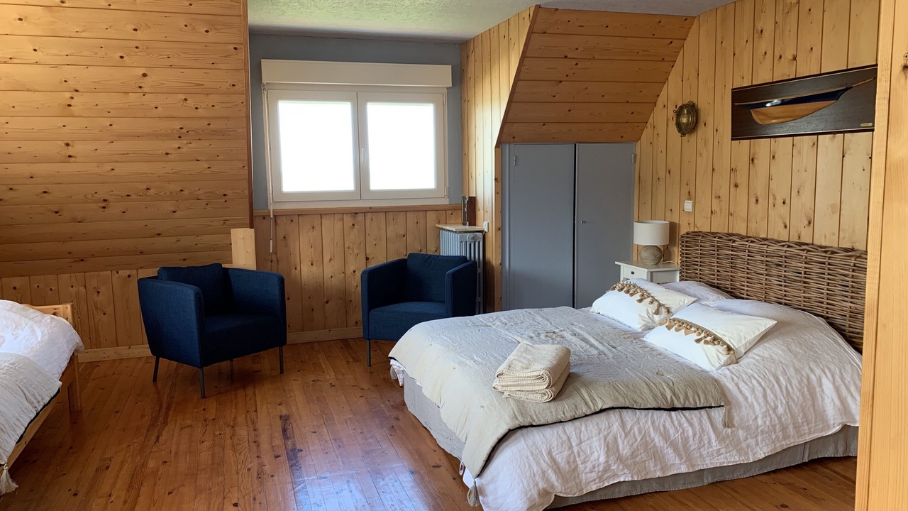Photo of Bedroom in Saint-Michel-en-Greve
