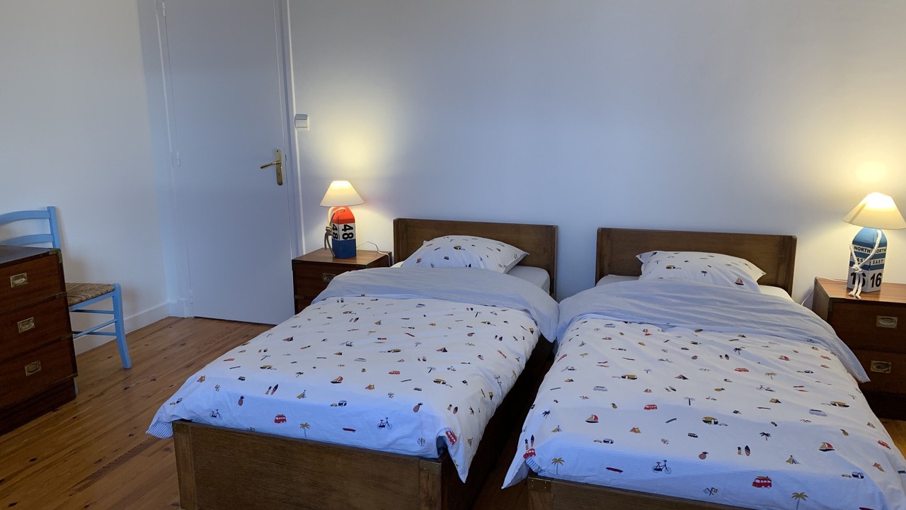 Photo of Bedroom in Saint-Michel-en-Greve