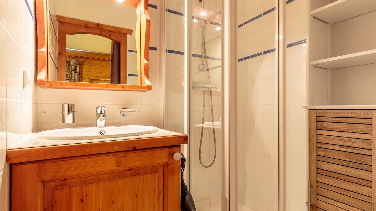 Photo of Bathroom in Aime