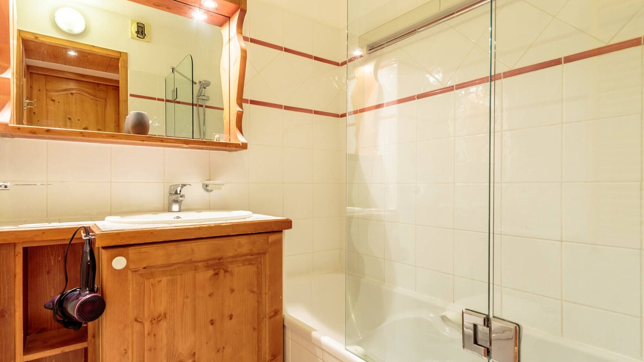 Photo of Bathroom in Aime