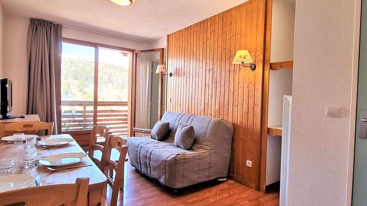 Photo of Livingroom in Saint-Etienne-en-Devoluy