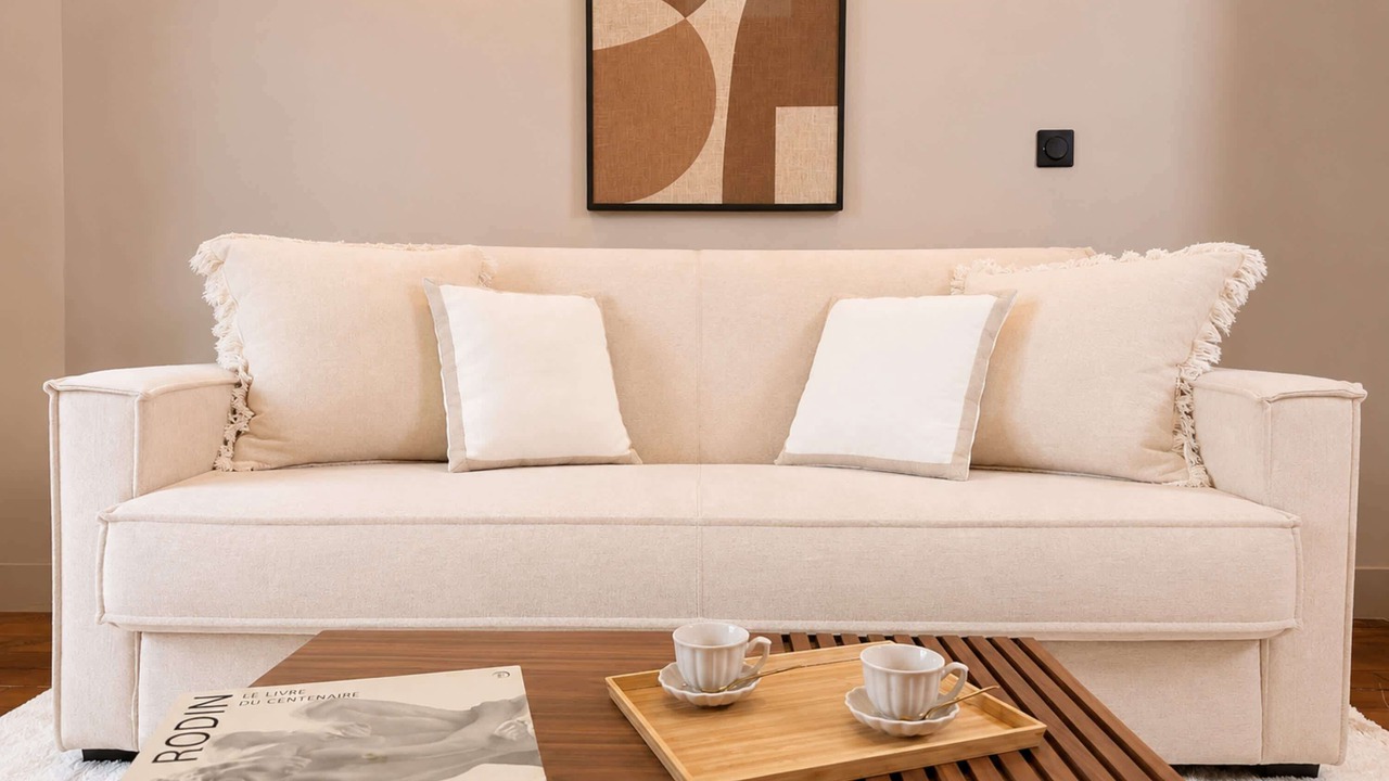 Photo of Bedroom in Chaillot