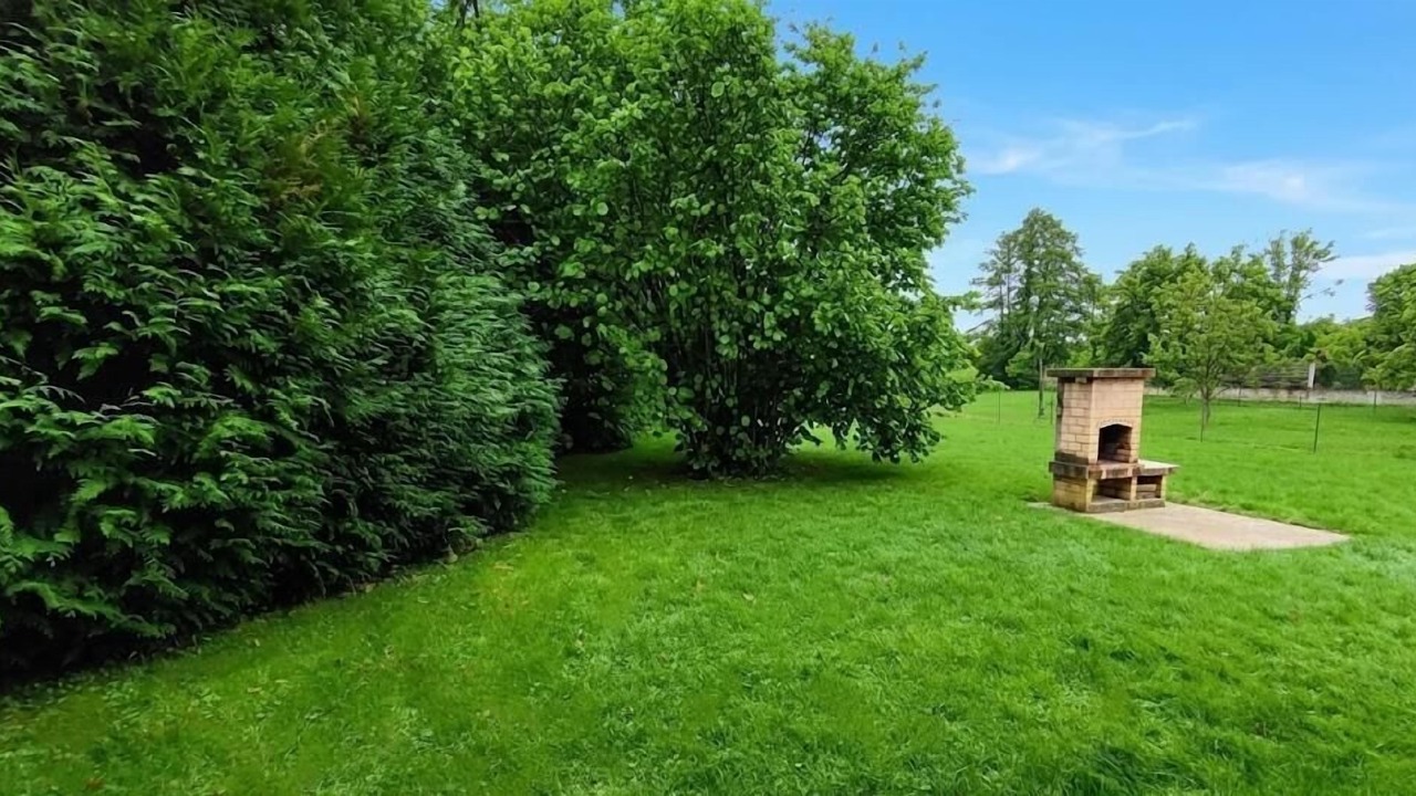 Photo of Outdoor in Douzy