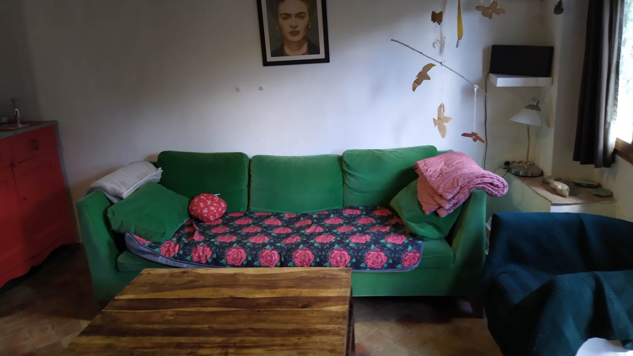 Photo of Livingroom in Angles