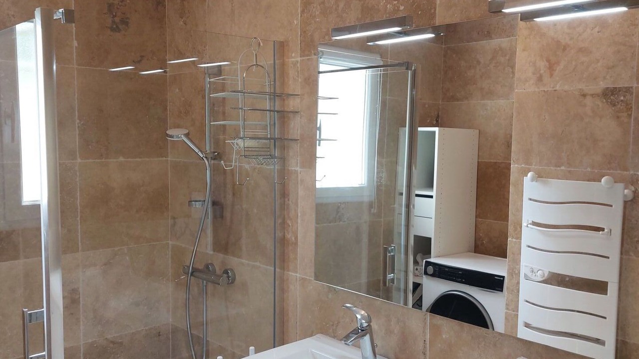 Photo of Bathroom in Le Val