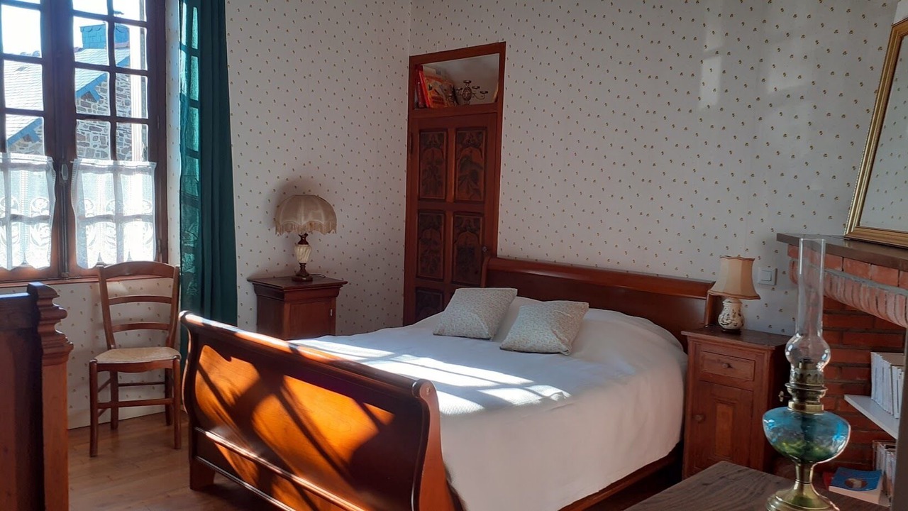 Photo of Bedroom in Neant-sur-Yvel