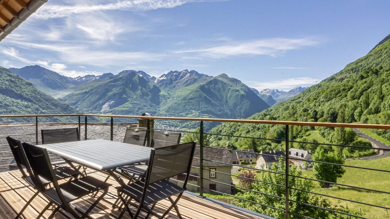 Photo of Outdoor in Grust