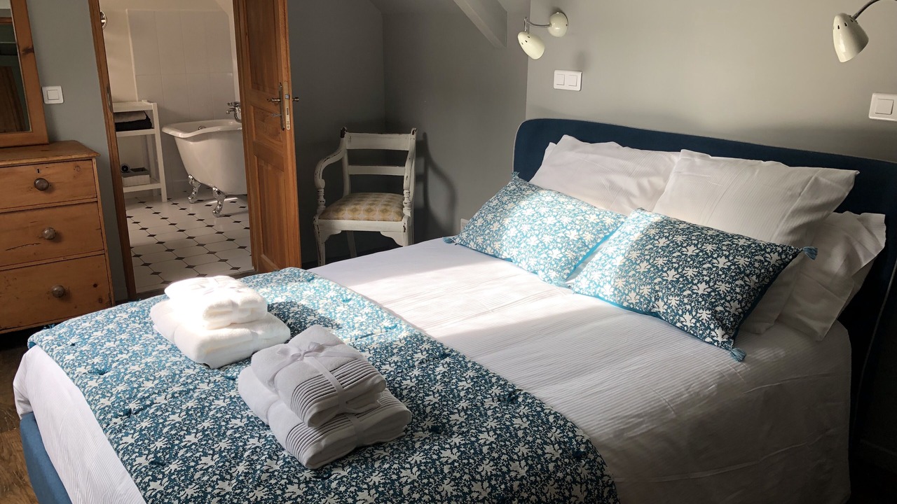 Photo of Bedroom in Dinan