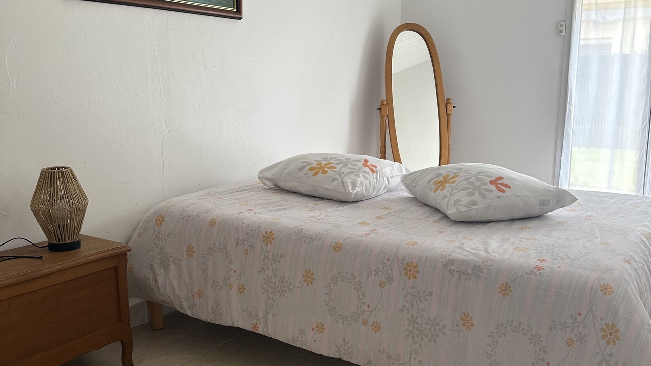 Photo of Bedroom in Balloy