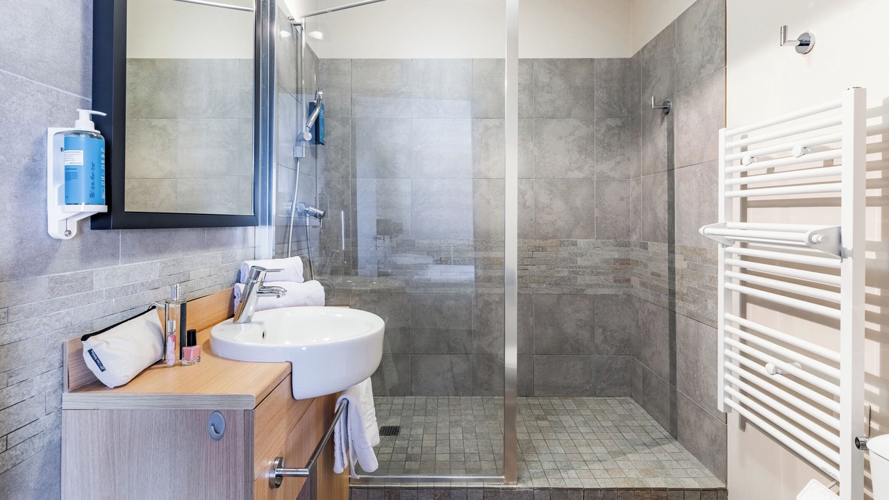 Photo of Bathroom in Reims