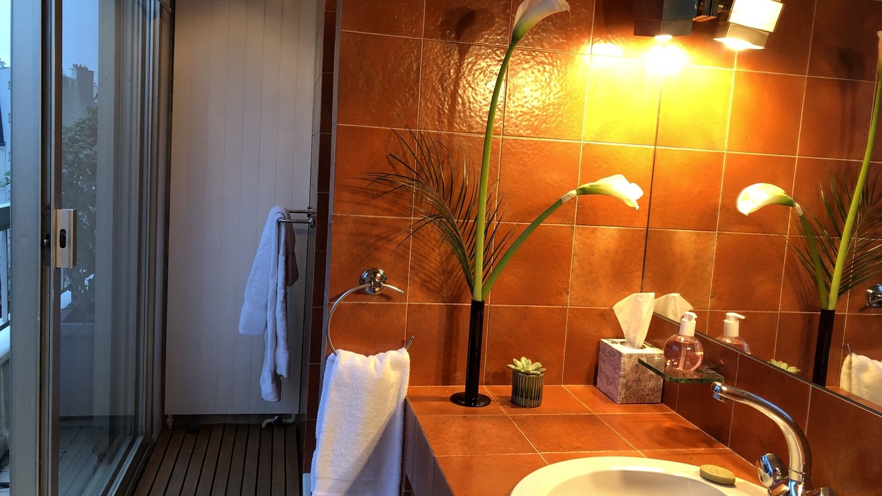 Photo of Bathroom in Porte-Dauphine