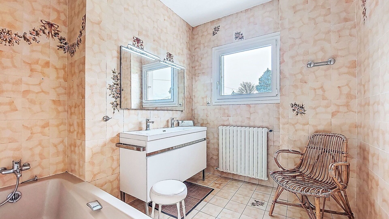 Photo of Bathroom in Penvenan