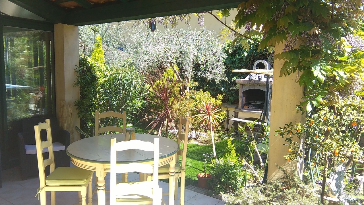 Photo of Outdoor in Saint-Jacques