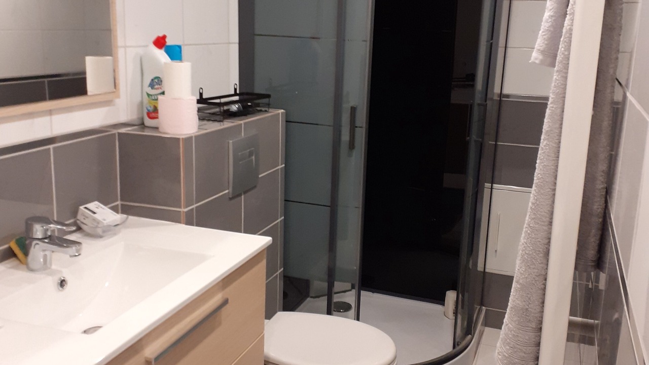 Photo of Bathroom in Ploubezre