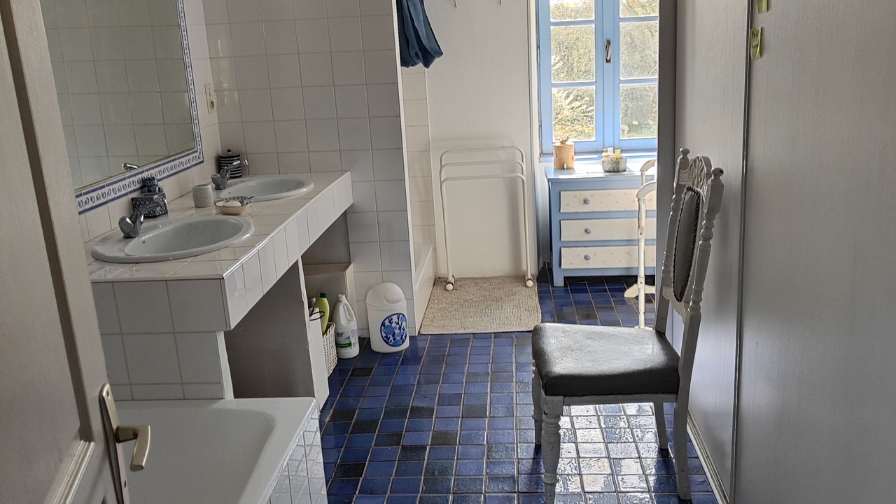 Photo of Bathroom in Saint-Lormel