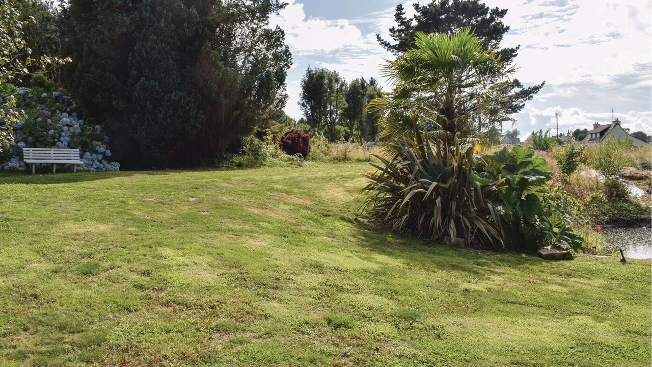 Photo of Others in Trezeny