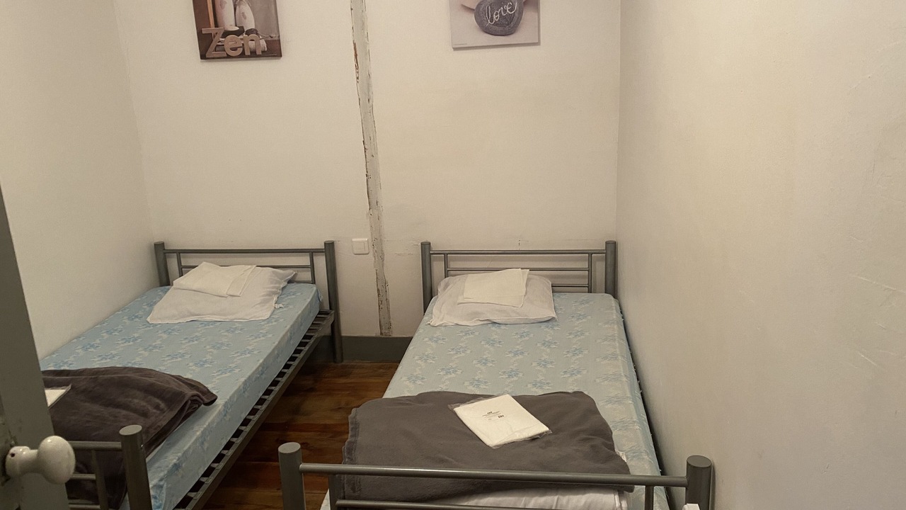 Photo of Bedroom in Louvie Juzon