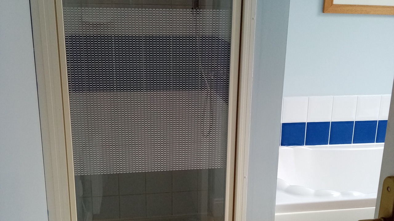 Photo of Bathroom in Plouguenast
