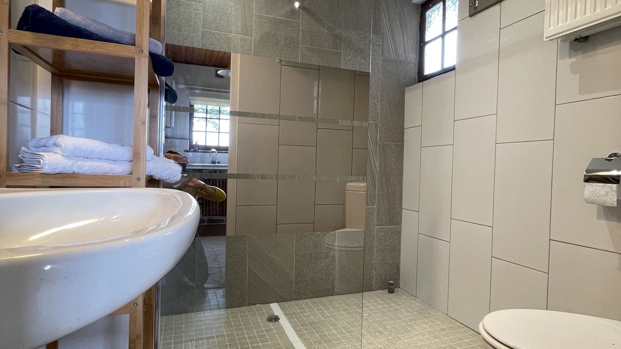 Photo of Bathroom in Mesnil-Saint-Pere