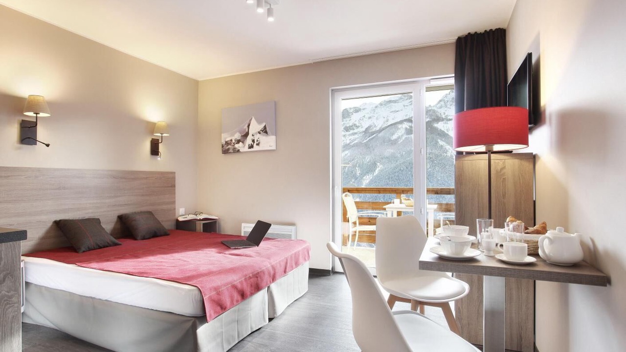 Photo of Bedroom in Pra Loup