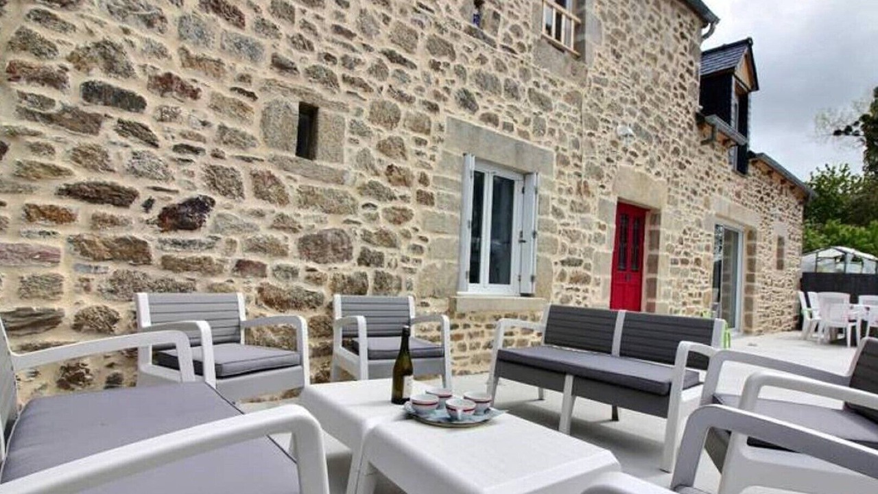 Photo of Patio Balcony in Plorec-sur-Arguenon