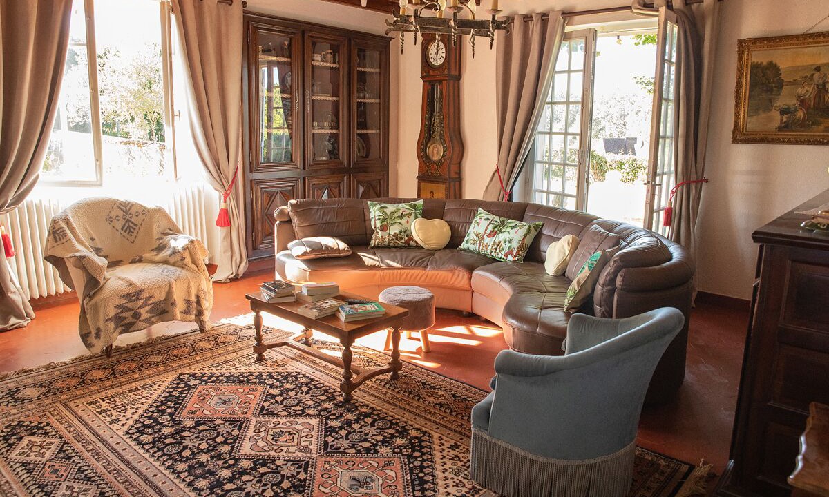 Photo of Livingroom in Saint-Crepin-d'Auberoche