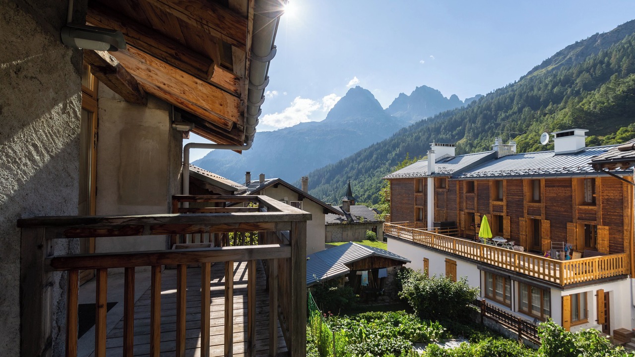 Photo of Patio Balcony in Le Tour