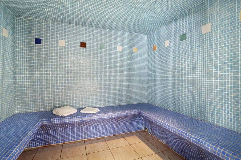 Photo of Bedroom in Allos