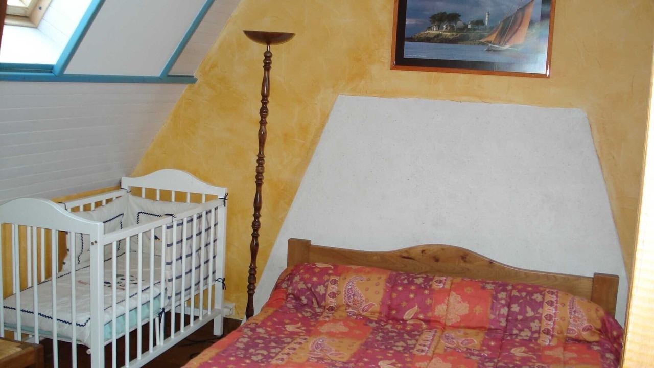 Photo of Bedroom in Tredrez-Locquemeau