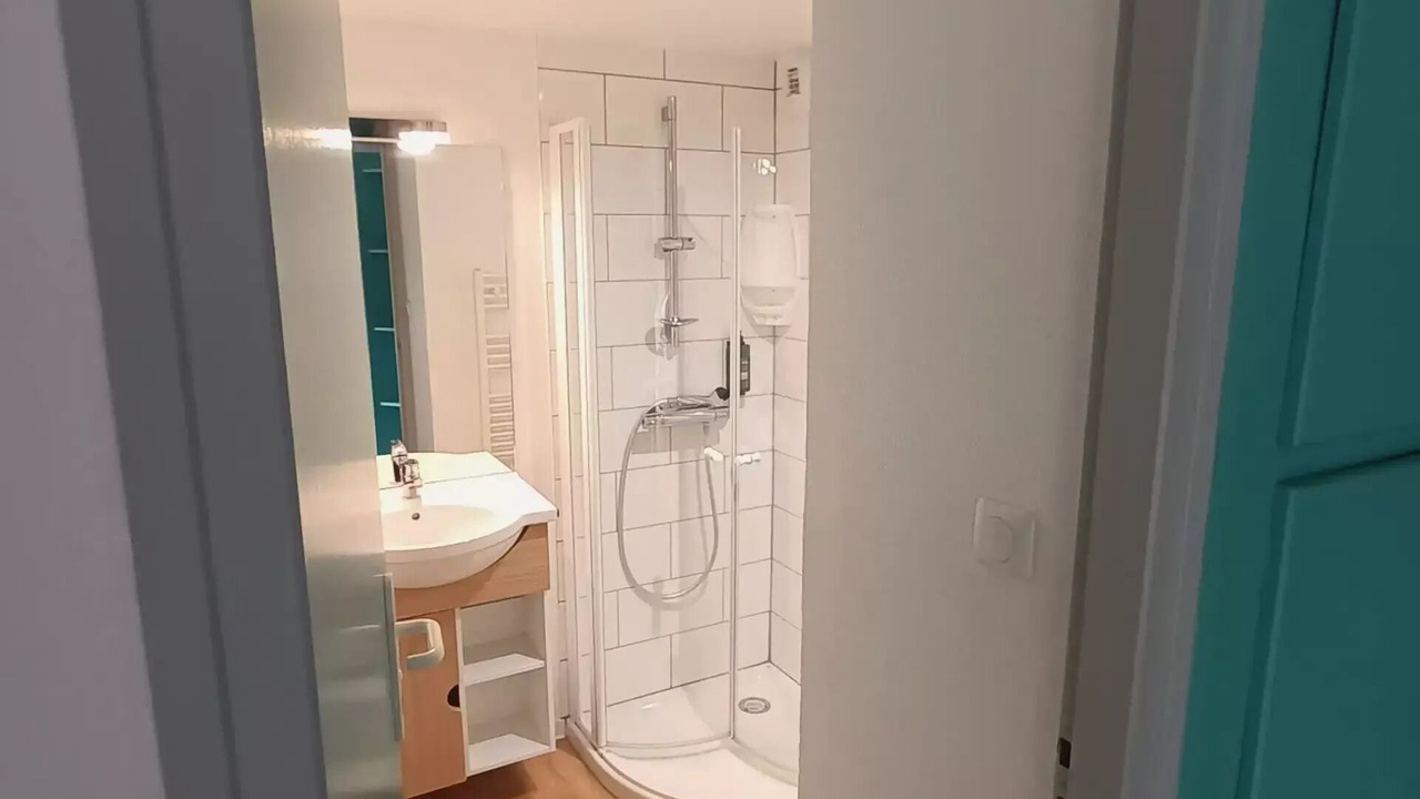 Photo of Bathroom in Saales