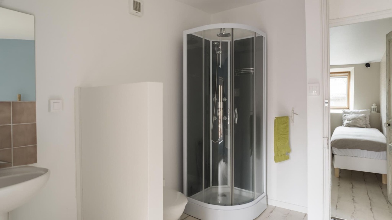 Photo of Bathroom in Dun-sur-Meuse