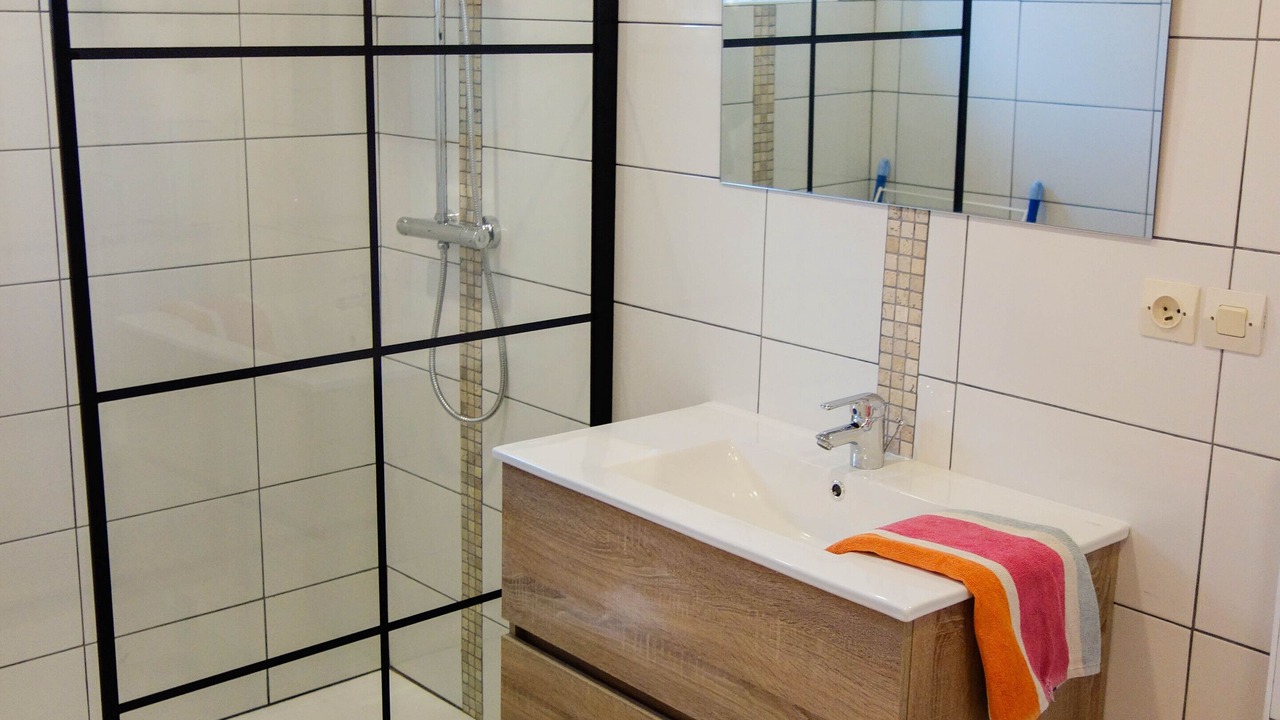 Photo of Bathroom in Lezardrieux