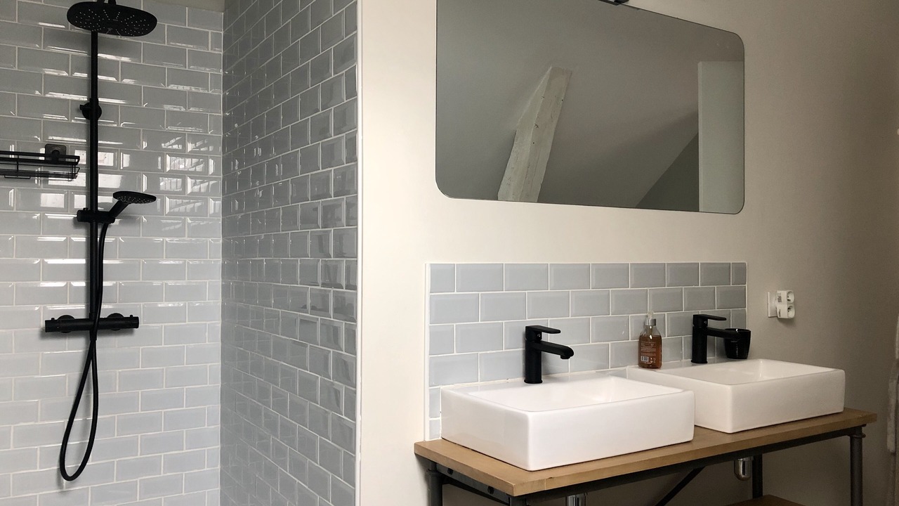 Photo of Bathroom in Thenon