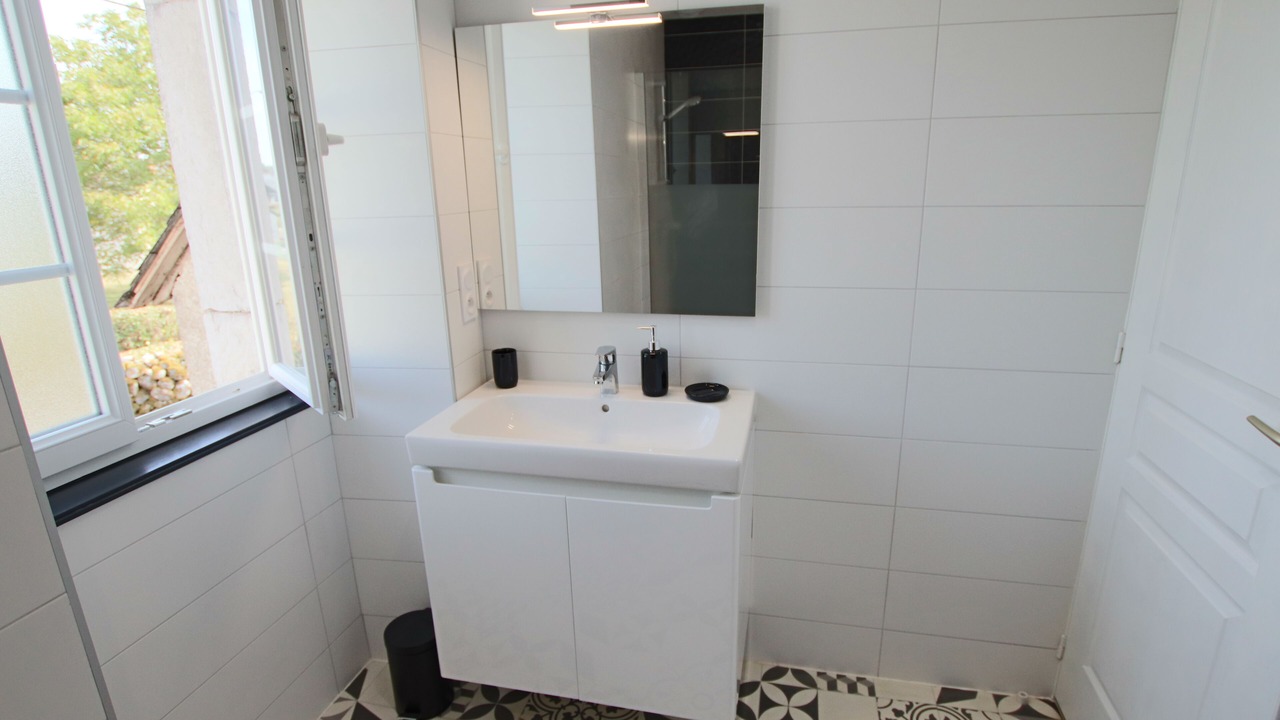 Photo of Bathroom in Buziet